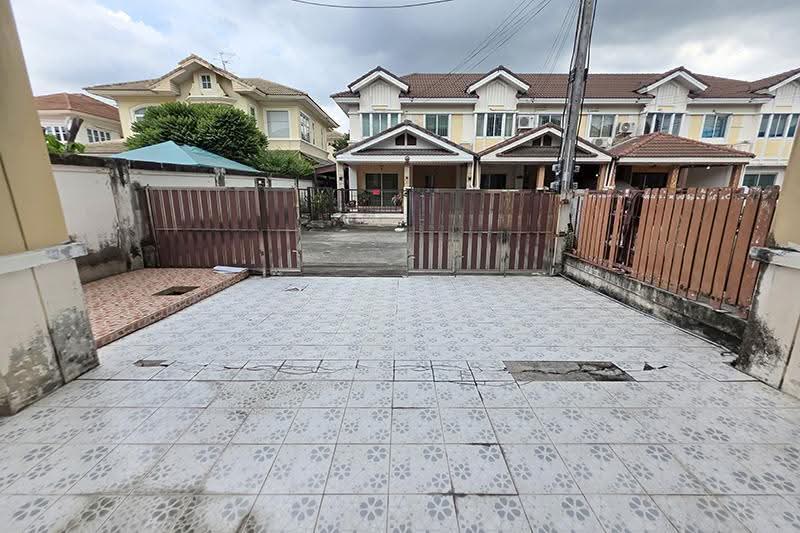 Pruksa Ville 16 Rangsit-Ongkarak, Pathum Thani, ปทุมธานี ธัญบุรี ประชาธิปัตย์, Prachathipat, Thanyaburi, Pathum Thani, 3 Bedrooms, 135 sqm, Townhouse For Sale, by NTBHOME, 500564425 - DDproperty.com