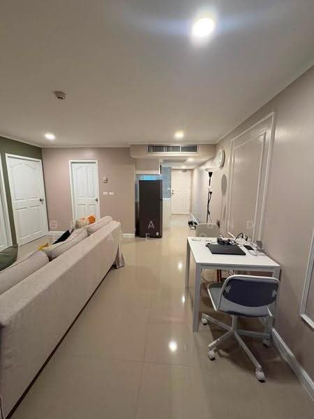Omni Tower Sukhumvit Nana, Bangkok, 69 Sukhumvit 4 Alley, Khlong Toei, Bangkok, 2 Bedrooms, 77 sqm, Condo For Sale, by Grow Around Estate Company Limited, 500564436 - DDproperty.com
