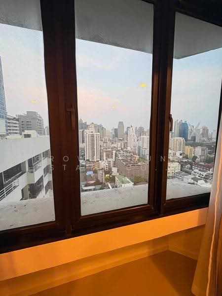 Omni Tower Sukhumvit Nana, Bangkok, 69 Sukhumvit 4 Alley, Khlong Toei, Bangkok, 2 Bedrooms, 77 sqm, Condo For Sale, by Grow Around Estate Company Limited, 500564436 - DDproperty.com