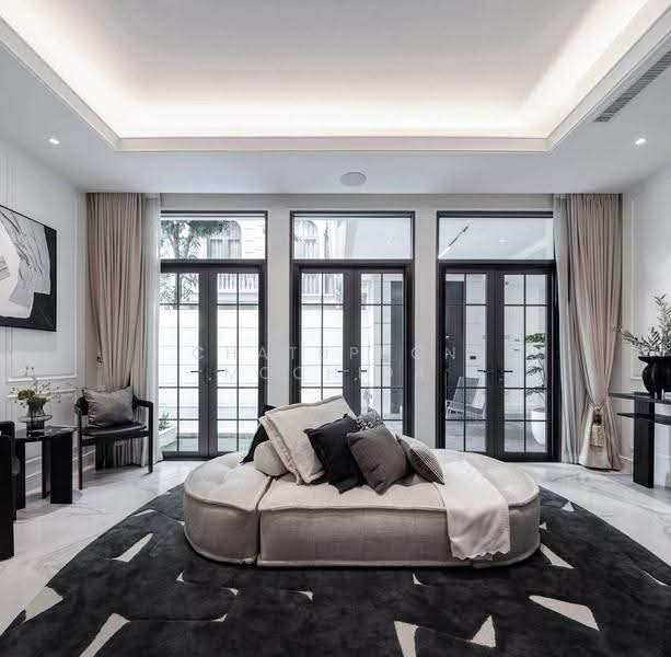 4-BR House, Bangkok, Khlong Tan Nua, Watthana, Bangkok, 4 Bedrooms, 500 sqm, Single Detached House For Rent, by Chatuphon Mochida, 500564461 - DDproperty.com