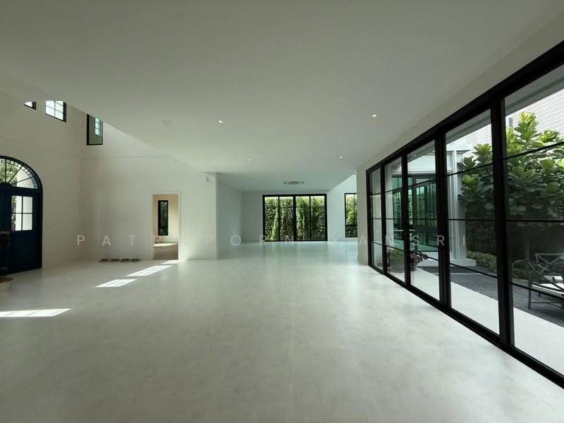 Narinsiri Rama 9-Krungthep Kreetha, Bangkok, Saphan Sung, Bangkok, 5 Bedrooms, 530 sqm, Single Detached House For Sale, by Patraporn Kansri, 500564468 - DDproperty.com