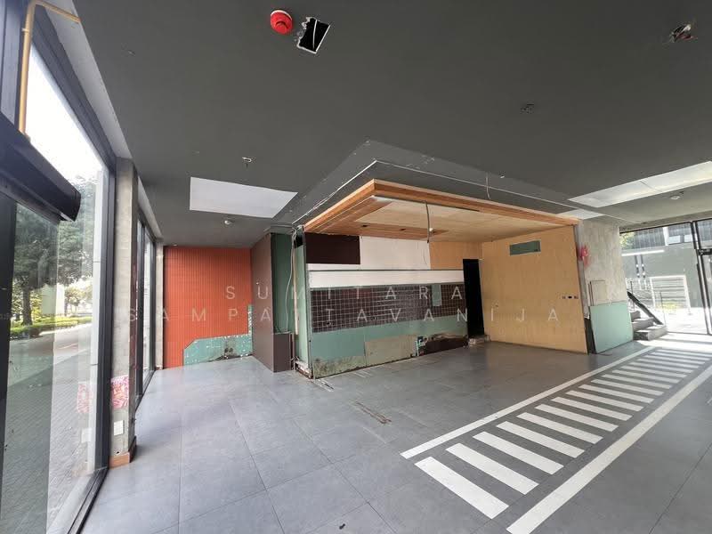 Space for rent Ratchadaphisek, Bangkok, Din Daeng, Bangkok, , 238 sqm, Retail Space For Rent, by Sumitara Sampattavanija, 500564469 - DDproperty.com
