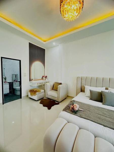 Rattanakorn Village 18, Chon Buri (Pattaya), Na Kloe, Bang Lamung (Pattaya), Chon Buri (Pattaya), 4 Bedrooms, 165 sqm, Single Detached House For Sale, by Thanyalag Chanchodtanakul, 500564504 - DDproperty.com