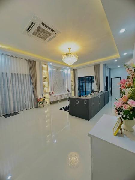 Rattanakorn Village 18, Chon Buri (Pattaya), Na Kloe, Bang Lamung (Pattaya), Chon Buri (Pattaya), 4 Bedrooms, 165 sqm, Single Detached House For Sale, by Thanyalag Chanchodtanakul, 500564504 - DDproperty.com