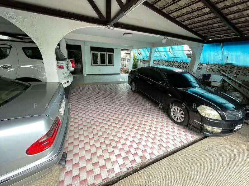 undefined, Bangkok, Thung Song Hong, Lak Si, Bangkok, 5 Bedrooms, 450 sqm, Single Detached House For Sale, by Patraporn Kansri, 500564525 - DDproperty.com