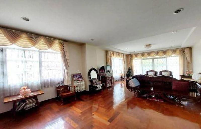 4-BR House, Bangkok, Anusaowari, Bang Khen, Bangkok, 4 Bedrooms, 410 sqm, Single Detached House For Sale, by Chatuphon Mochida, 500564536 - DDproperty.com