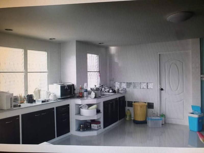 5-BR House, Bangkok, Chim Plee, Taling Chan, Bangkok, 5 Bedrooms, 450 sqm, Single Detached House For Sale, by Patraporn Kansri, 500564538 - DDproperty.com