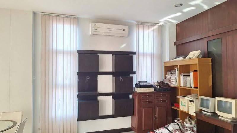 บ้าน 6-ห้องนอน, กรุงเทพ, สะพานสูง, กรุงเทพ, 240 ตร.ม., บ้านเดี่ยว ขาย, โดย Patraporn Kansri, 500564551 - DDproperty.com