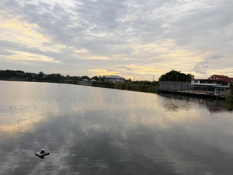 Land for Sale by the Lake, 336 sq.wah, with House Structure – Supalai Lake 1, Khum Klao, Bangkok, Saen Sab, Min Buri, Bangkok, , 1,344 sqm, Land For Sale, by คุณรวีวรรณ อู่เงิน, 500564565 - DDproperty.com