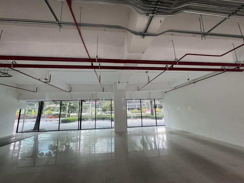Space for rent Ratchadaphisek, Bangkok, Din Daeng, Bangkok, , 181 sqm, Retail Space For Rent, by Sumitara Sampattavanija, 500564572 - DDproperty.com