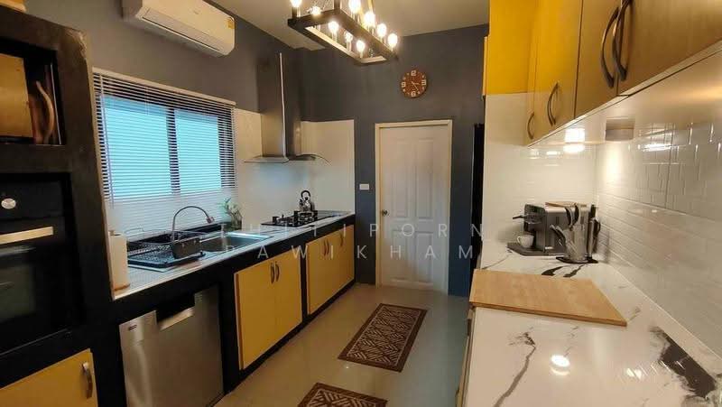 3-BR House, Chon Buri (Pattaya), Poong, Bang Lamung (Pattaya), Chon Buri (Pattaya), 3 Bedrooms, 150 sqm, Single Detached House For Sale, by Thitiporn Pawikham, 500564595 - DDproperty.com