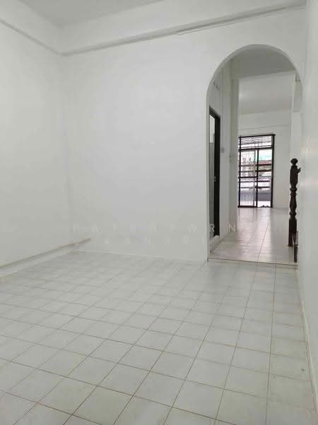 4-BR House, Bangkok, Lat Phrao, Bangkok, 4 Bedrooms, 220 sqm, Single Detached House For Sale, by Patraporn Kansri, 500564598 - DDproperty.com