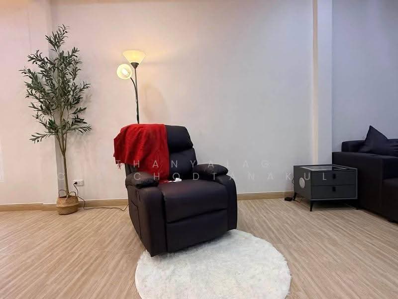 3-BR House, Chon Buri (Pattaya), Nong Pru, Bang Lamung (Pattaya), Chon Buri (Pattaya), 3 Bedrooms, 200 sqm, Single Detached House For Sale, by Thanyalag Chanchodtanakul, 500564615 - DDproperty.com