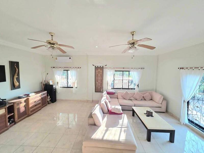 3-BR Villa, Chon Buri (Pattaya), Na Chom Thian, Sattahip, Chon Buri (Pattaya), 3 Bedrooms, 136 sqm, Villa For Sale, by Thitiporn Pawikham, 500564620 - DDproperty.com
