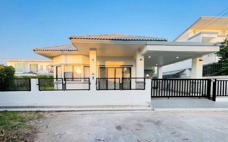 undefined, Chon Buri (Pattaya), Nong Pru, Bang Lamung (Pattaya), Chon Buri (Pattaya), 3 Bedrooms, 336 sqm, Single Detached House For Sale, by Thitiporn Pawikham, 500564628 - DDproperty.com