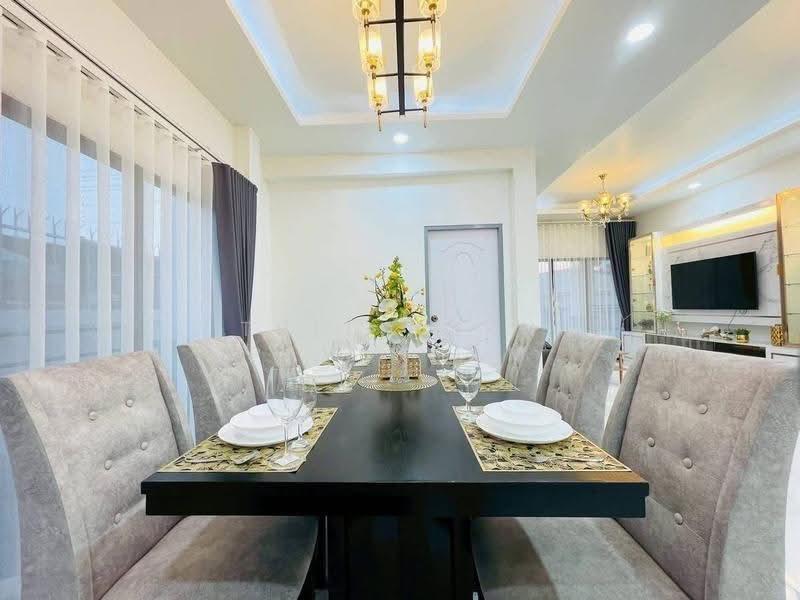 undefined, Chon Buri (Pattaya), Nong Pru, Bang Lamung (Pattaya), Chon Buri (Pattaya), 3 Bedrooms, 336 sqm, Single Detached House For Sale, by Thitiporn Pawikham, 500564628 - DDproperty.com