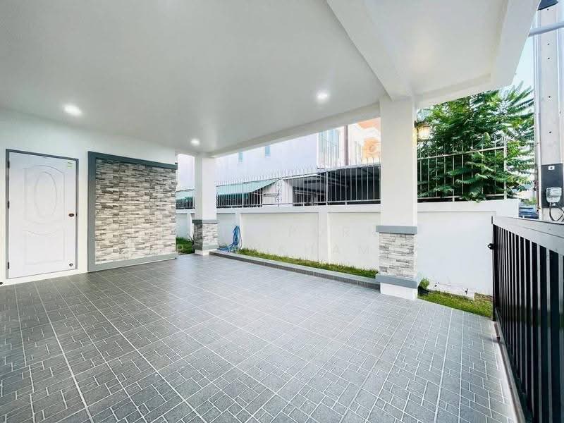 undefined, Chon Buri (Pattaya), Nong Pru, Bang Lamung (Pattaya), Chon Buri (Pattaya), 3 Bedrooms, 336 sqm, Single Detached House For Sale, by Thitiporn Pawikham, 500564628 - DDproperty.com