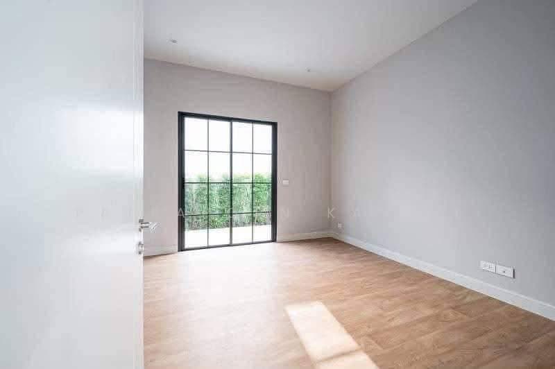 Narasiri Krungthep Kreetha, Bangkok, 69 Soi Pracha Ruamjai, Hua Mak, Bang Kapi, Bangkok, 5 Bedrooms, 687 sqm, Single Detached House For Sale, by Patraporn Kansri, 500564638 - DDproperty.com