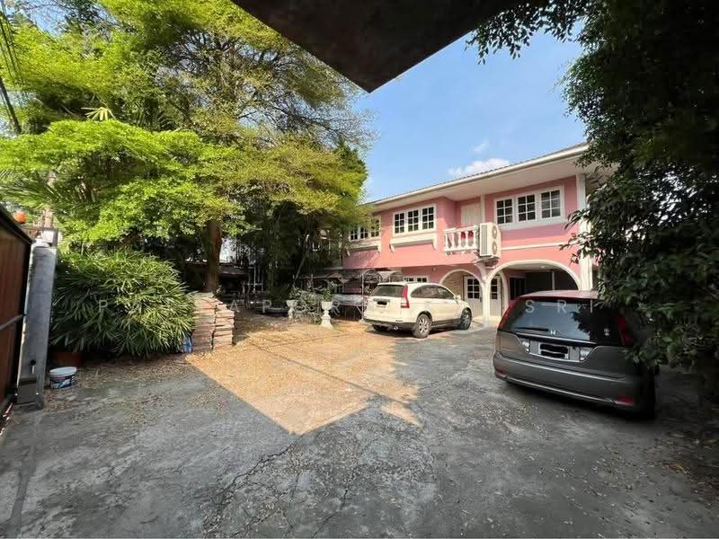4-BR House, Bangkok, Si Khan, Don Mueang, Bangkok, 4 Bedrooms, 760 sqm, Single Detached House For Sale, by Patraporn Kansri, 500564656 - DDproperty.com