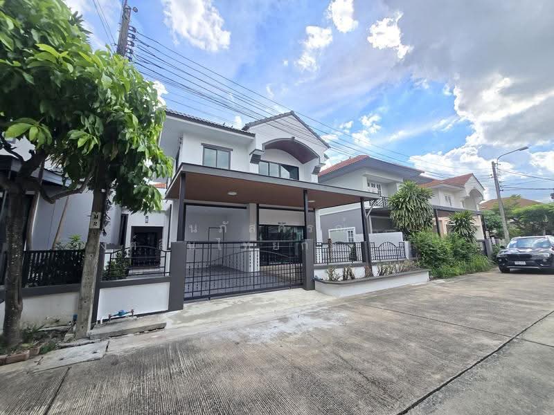 หมู่บ้าน บุรีรมย์ เลียบคลองสอง23 คลองสามวา, Bangkok, เลียบคลองสอง23, Sam Wa Tawan Tok, Khlong Sam Wa, Bangkok, 4 Bedrooms, 120 sqm, Semi-Detached House (Twin House) For Sale, by นภัสศรณ์ วงศ์สินไทยกร (นันท์), 500564659 - DDproperty.com