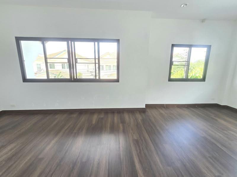 หมู่บ้าน บุรีรมย์ เลียบคลองสอง23 คลองสามวา, Bangkok, เลียบคลองสอง23, Sam Wa Tawan Tok, Khlong Sam Wa, Bangkok, 4 Bedrooms, 120 sqm, Semi-Detached House (Twin House) For Sale, by นภัสศรณ์ วงศ์สินไทยกร (นันท์), 500564659 - DDproperty.com