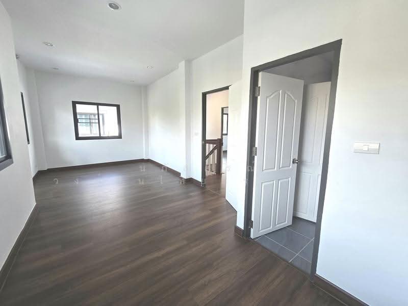 หมู่บ้าน บุรีรมย์ เลียบคลองสอง23 คลองสามวา, Bangkok, เลียบคลองสอง23, Sam Wa Tawan Tok, Khlong Sam Wa, Bangkok, 4 Bedrooms, 120 sqm, Semi-Detached House (Twin House) For Sale, by นภัสศรณ์ วงศ์สินไทยกร (นันท์), 500564659 - DDproperty.com