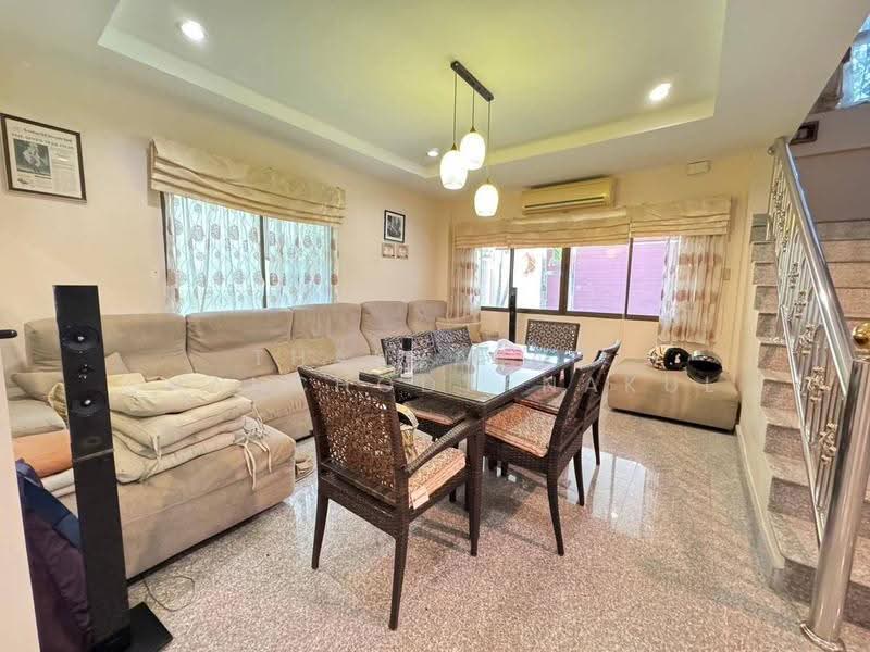 undefined, Chon Buri (Pattaya), Nong Pru, Bang Lamung (Pattaya), Chon Buri (Pattaya), 3 Bedrooms, 350 sqm, Single Detached House For Sale, by Thanyalag Chanchodtanakul, 500564660 - DDproperty.com