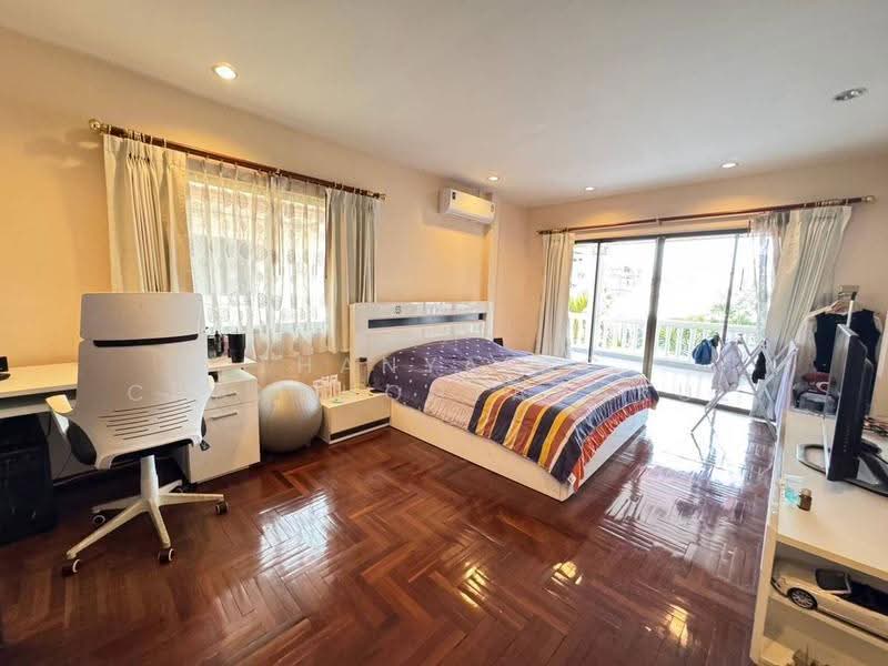 undefined, Chon Buri (Pattaya), Nong Pru, Bang Lamung (Pattaya), Chon Buri (Pattaya), 3 Bedrooms, 350 sqm, Single Detached House For Sale, by Thanyalag Chanchodtanakul, 500564660 - DDproperty.com