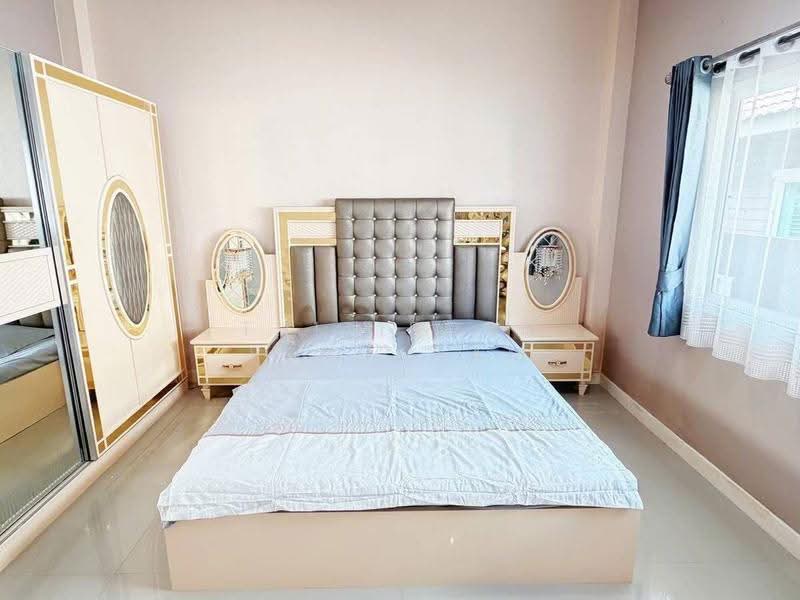 3-BR House, Chon Buri (Pattaya), Nong Pla Lai, Bang Lamung (Pattaya), Chon Buri (Pattaya), 3 Bedrooms, 160 sqm, Single Detached House For Sale, by Thitiporn Pawikham, 500564664 - DDproperty.com