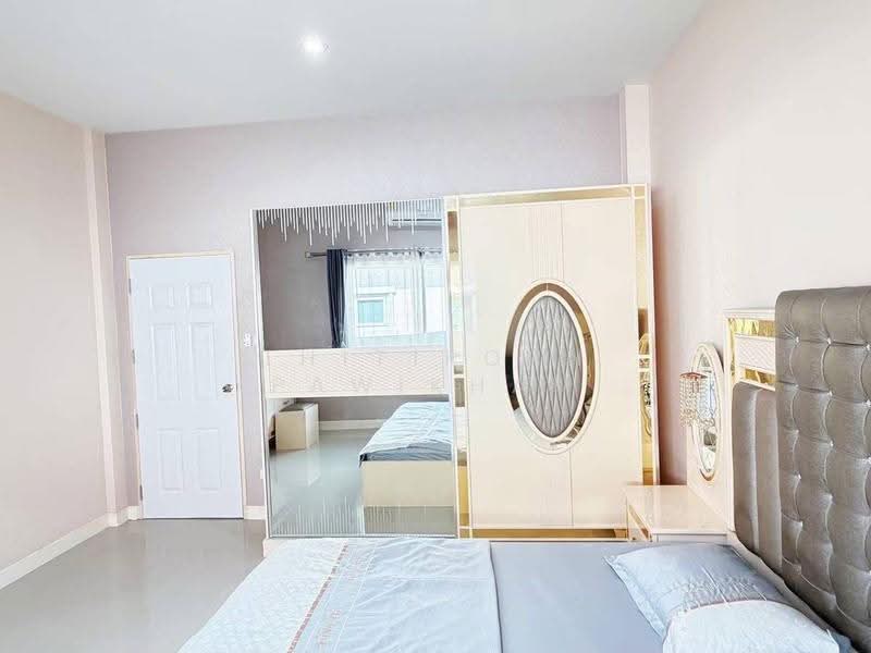 3-BR House, Chon Buri (Pattaya), Nong Pla Lai, Bang Lamung (Pattaya), Chon Buri (Pattaya), 3 Bedrooms, 160 sqm, Single Detached House For Sale, by Thitiporn Pawikham, 500564664 - DDproperty.com