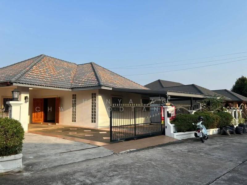 undefined, Chon Buri (Pattaya), Nong Pru, Bang Lamung (Pattaya), Chon Buri (Pattaya), 4 Bedrooms, 300 sqm, Single Detached House For Sale, by Thanyalag Chanchodtanakul, 500564665 - DDproperty.com