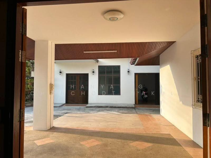 undefined, Chon Buri (Pattaya), Nong Pru, Bang Lamung (Pattaya), Chon Buri (Pattaya), 4 Bedrooms, 300 sqm, Single Detached House For Sale, by Thanyalag Chanchodtanakul, 500564665 - DDproperty.com