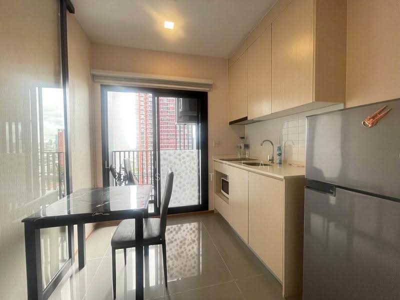 Metris Rama 9-Ramkhamheang, Bangkok, New Rama 9 Road, Hua Mak, Bang Kapi, Bangkok, 1 Bedroom, 30 sqm, Condo For Rent, by Living Real Estates, 500564676 - DDproperty.com