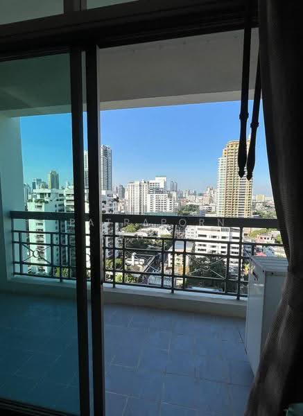 Royal Castle Sukhumvit, Bangkok, 30 Soi Sukhumvit 39, Khlongtoei Nua, Watthana, Bangkok, 3 Bedrooms, 140 sqm, Condo For Sale, by Patraporn Kansri, 500564755 - DDproperty.com
