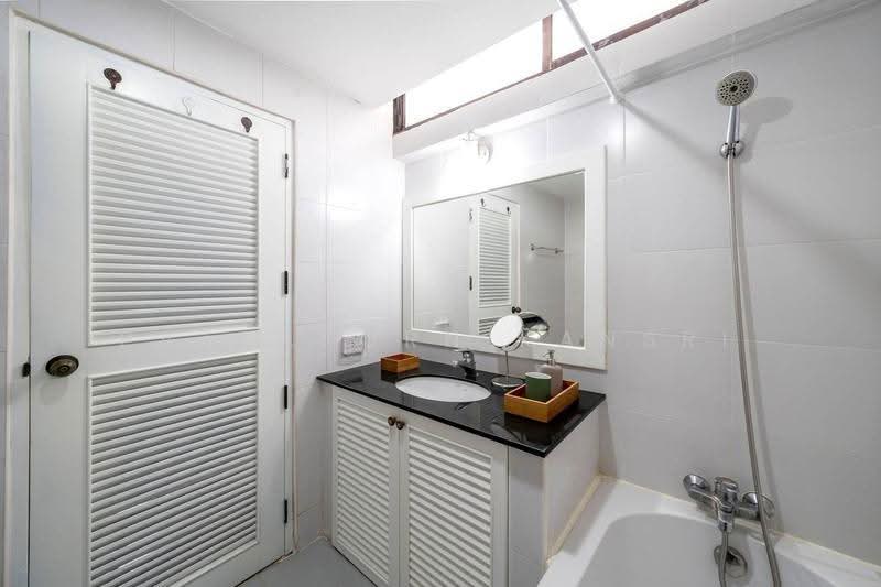 Supalai Place Sukhumvit 39, Bangkok, 175-179 Soi Sukhumvit 39 Sukhumvit Road, Khlong Tan Nua, Watthana, Bangkok, 2 Bedrooms, 138 sqm, Condo For Sale, by Patraporn Kansri, 500564768 - DDproperty.com