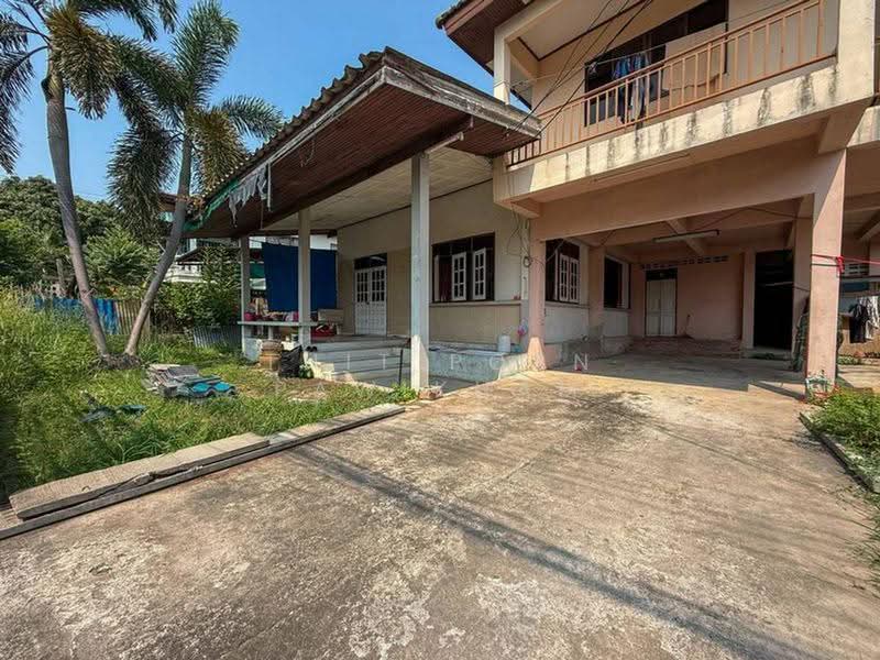 4-BR House, Chon Buri (Pattaya), Surasak, Si Racha, Chon Buri (Pattaya), 4 Bedrooms, 344 sqm, Single Detached House For Sale, by Thitiporn Pawikham, 500564769 - DDproperty.com