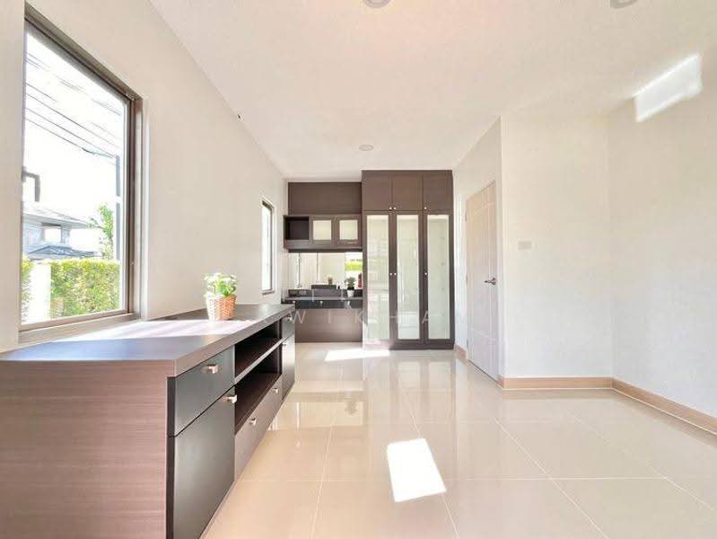 undefined, Chon Buri (Pattaya), Mhueng, Muang Chon Buri, Chon Buri (Pattaya), 4 Bedrooms, 250 sqm, Single Detached House For Sale, by Thitiporn Pawikham, 500564781 - DDproperty.com