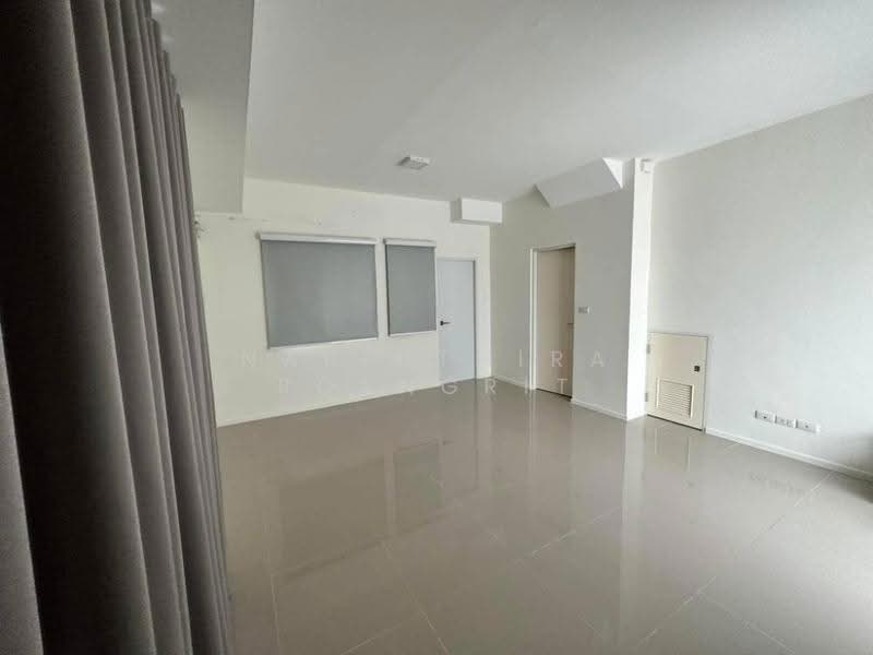 2-BR Townhouse, Bangkok, Sai Mai, Bangkok, 2 Bedrooms, 141 sqm, Townhouse For Sale, by Narinthira Roengrit, 500564795 - DDproperty.com