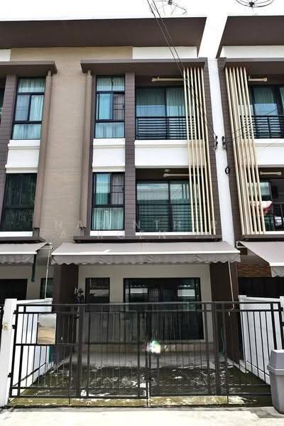ทาวน์เฮ้าส์ 3-ห้องนอน, กรุงเทพ, บางหว้า, ภาษีเจริญ, กรุงเทพ, 204 ตร.ม., ทาวน์เฮ้าส์ ขาย, โดย Narinthira Roengrit, 500564799 - DDproperty.com