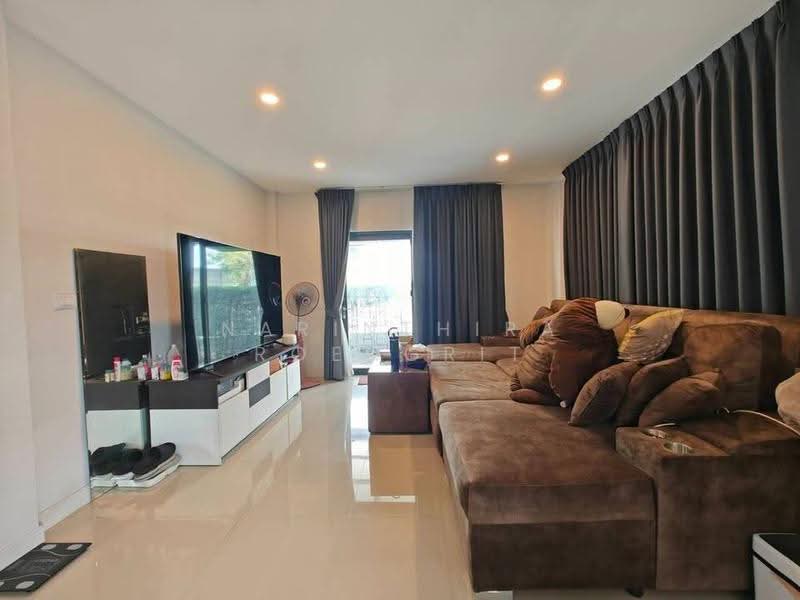 Centro Wongwaen-Chatuchot, Bangkok, Soi Wongsakon 1, Kanchanaphisek parallel Road, Sam Wa Tawan Tok, Khlong Sam Wa, Bangkok, 3 Bedrooms, 175 sqm, Single Detached House For Sale, by Narinthira Roengrit, 500564815 - DDproperty.com
