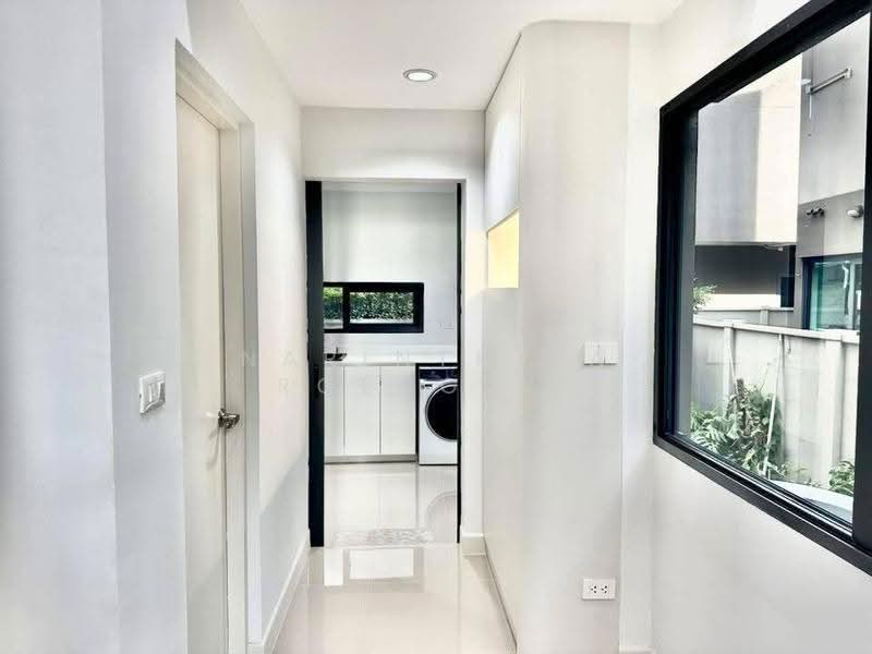 Baan Klang Muang The Edition Sukhumvit-Onnut, bangkok, Soi On Nut, Prawet, Bangkok, 3 Bedrooms, 153 sqm, Semi-Detached House (Twin House) For Sale, by Narinthira Roengrit, 500564824 - DDproperty.com