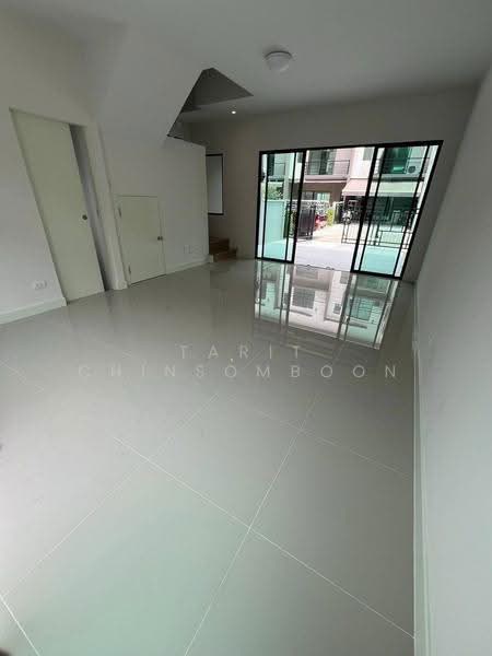 Baan Klang Muang Ramintra : บ้านกลางเมือง รามอินทรา, กรุงเทพ, ซอยกาญจนาภิเษก 6/1, ท่าแร้ง, บางเขน, กรุงเทพ, 145 ตร.ม., ทาวน์เฮ้าส์ ขาย, โดย Tarit Chinsomboon, 500564834 - DDproperty.com