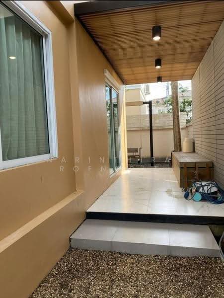 3-BR House, Bangkok, Saphan Sung, Bangkok, 3 Bedrooms, 204 sqm, Single Detached House For Sale, by Narinthira Roengrit, 500564838 - DDproperty.com