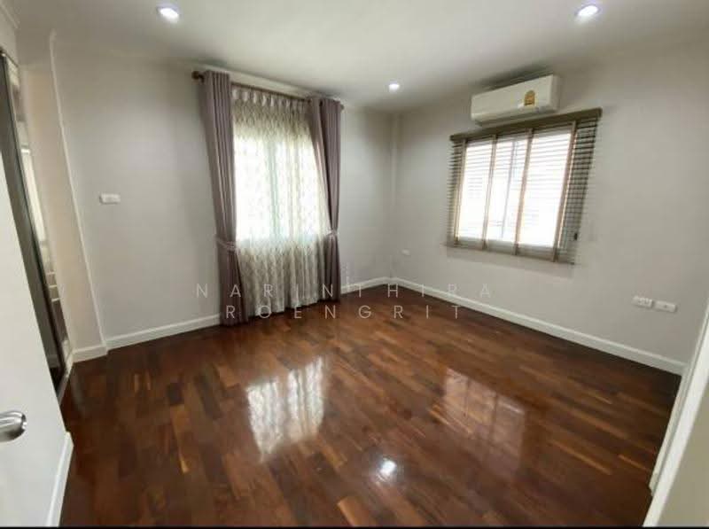 3-BR House, Bangkok, Saphan Sung, Bangkok, 3 Bedrooms, 204 sqm, Single Detached House For Sale, by Narinthira Roengrit, 500564838 - DDproperty.com