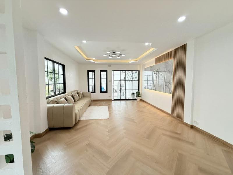 หมู่บ้าน สินทอง ร่มเกล้า28 ลาดกระบัง, Bangkok, ร่มเกล้า28, Khlong Sam Prawet, Lat Krabang, Bangkok, 3 Bedrooms, 80 sqm, Townhouse For Sale, by นภัสศรณ์ วงศ์สินไทยกร (นันท์), 500564840 - DDproperty.com