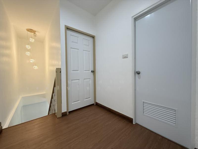 หมู่บ้าน สินทอง ร่มเกล้า28 ลาดกระบัง, Bangkok, ร่มเกล้า28, Khlong Sam Prawet, Lat Krabang, Bangkok, 3 Bedrooms, 80 sqm, Townhouse For Sale, by นภัสศรณ์ วงศ์สินไทยกร (นันท์), 500564840 - DDproperty.com
