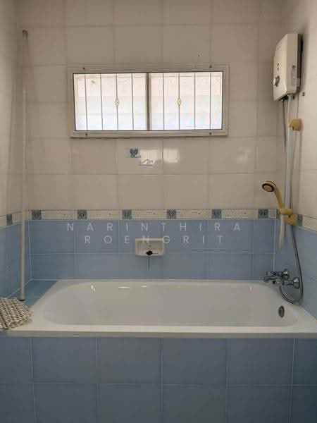 3-BR House, Bangkok, Lam Phak Chi, Nong Chok, Bangkok, 3 Bedrooms, 204 sqm, Single Detached House For Sale, by Narinthira Roengrit, 500564841 - DDproperty.com