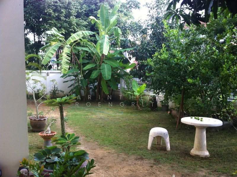 Baan Lalin In The Park Watcharapol-Paholyothin, Bangkok, Rattanagosin Road, Khlong Tanon, Sai Mai, Bangkok, 5 Bedrooms, 410 sqm, Single Detached House For Sale, by Narinthira Roengrit, 500564848 - DDproperty.com