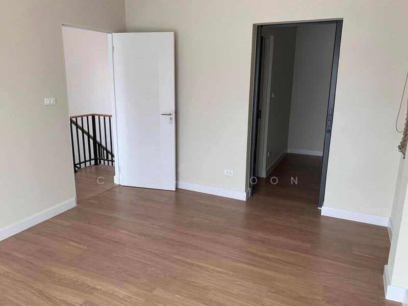 Venue Rama 9, Bangkok, Kanchanaphisek Road, Saphan Sung, Bangkok, 4 Bedrooms, 201 sqm, Single Detached House For Sale, by Tarit Chinsomboon, 500564866 - DDproperty.com
