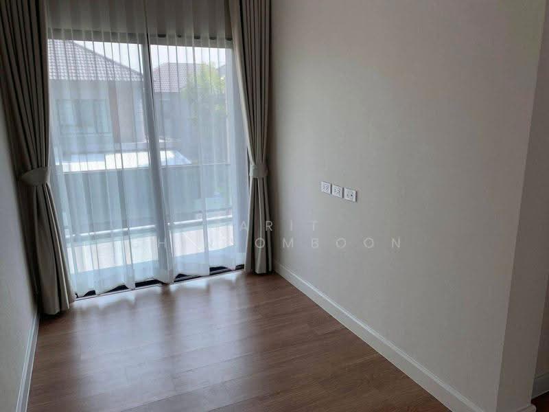 Venue Rama 9, Bangkok, Kanchanaphisek Road, Saphan Sung, Bangkok, 4 Bedrooms, 201 sqm, Single Detached House For Sale, by Tarit Chinsomboon, 500564866 - DDproperty.com